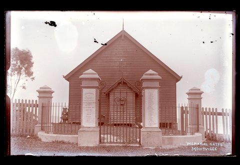 Hall and Memorial Gate early 1920s